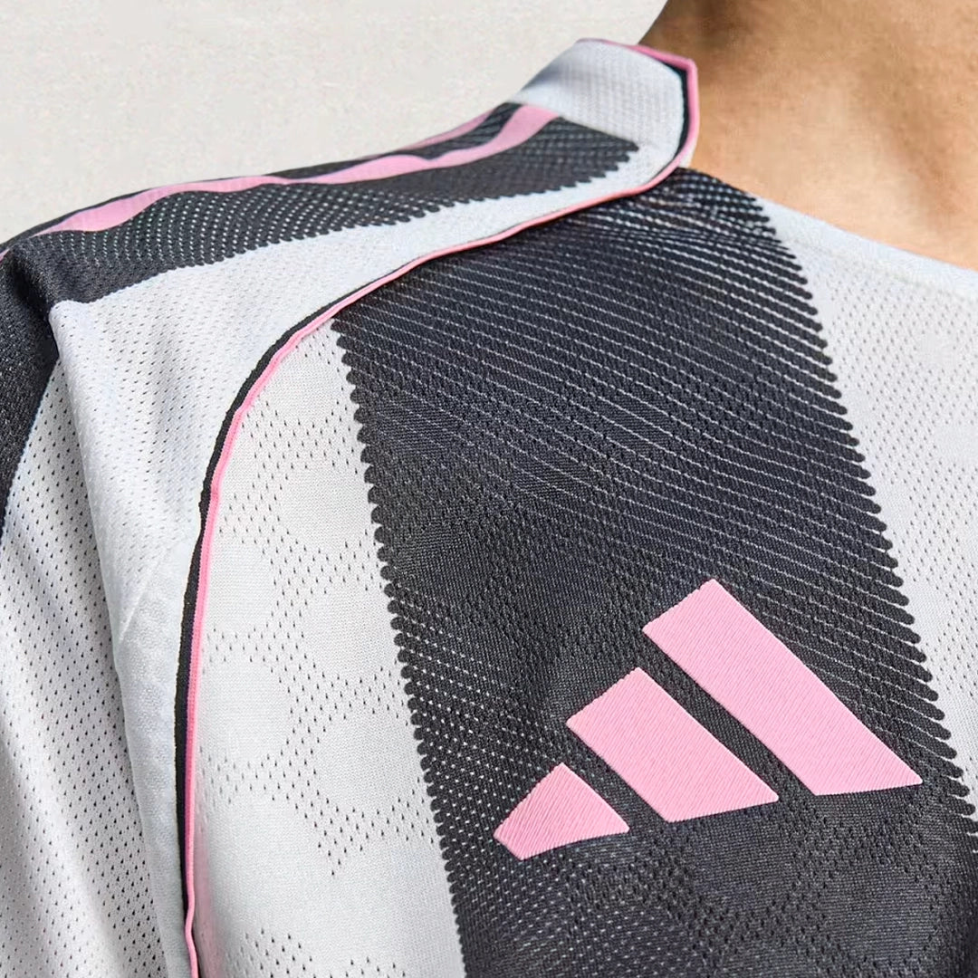 Juventus 25/26 Home Jersey